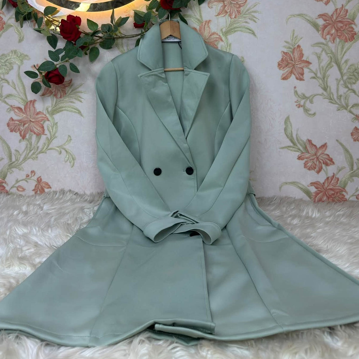 Manshil Long Coat